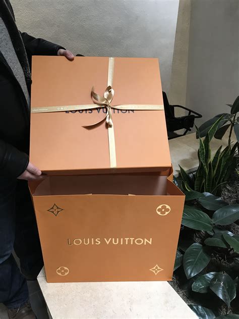 louis vuitton gifting|louis vuitton personalized gifts.